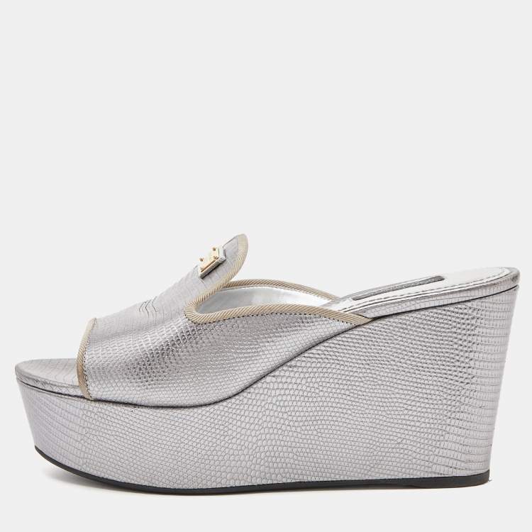 Pre Owned Dolce & Gabbana Silver Embossed Lizard Leather Peep Toe Mules Size 37