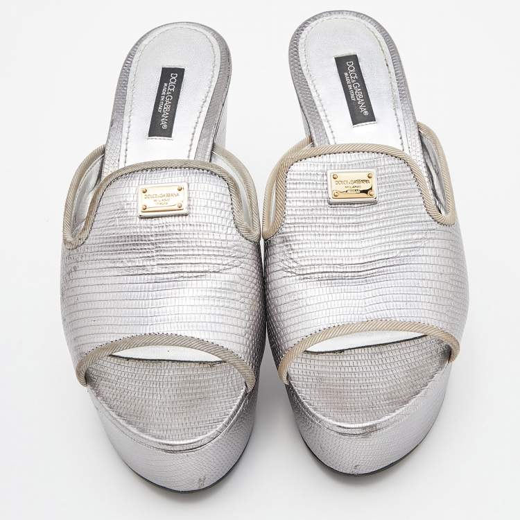 Pre Owned Dolce & Gabbana Silver Embossed Lizard Leather Peep Toe Mules Size 37