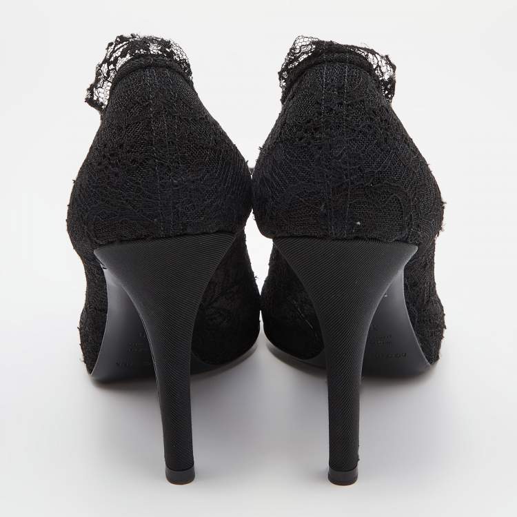 Pre Owned Dolce & Gabbana Black Lace and Fabric Pumps Size 39