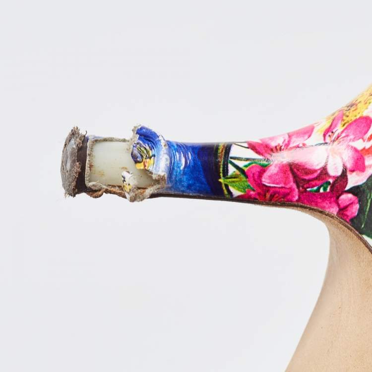 مملوكة مسبقًا Dolce & Gabbana Multicolor Printed Leather Crystal Embellished Slingback Pumps Size 37 