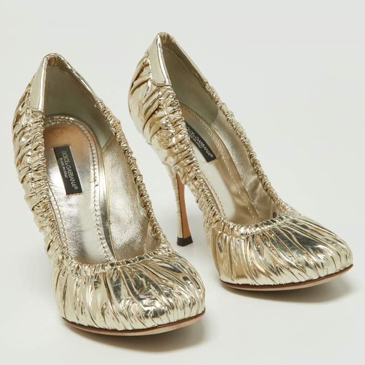 Pre Owned Dolce & Gabbana Gold Pleated Leather Pumps Size 37