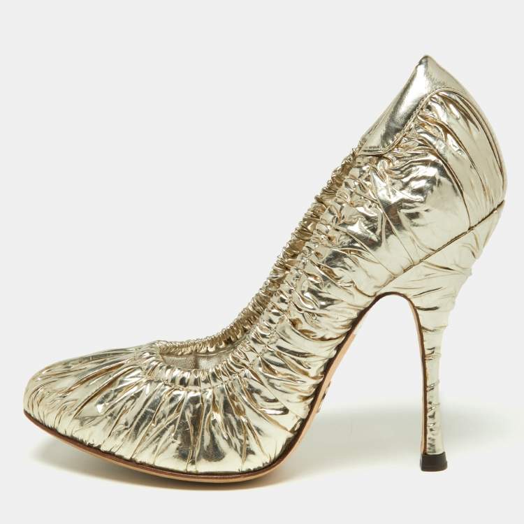Pre Owned Dolce & Gabbana Gold Pleated Leather Pumps Size 37