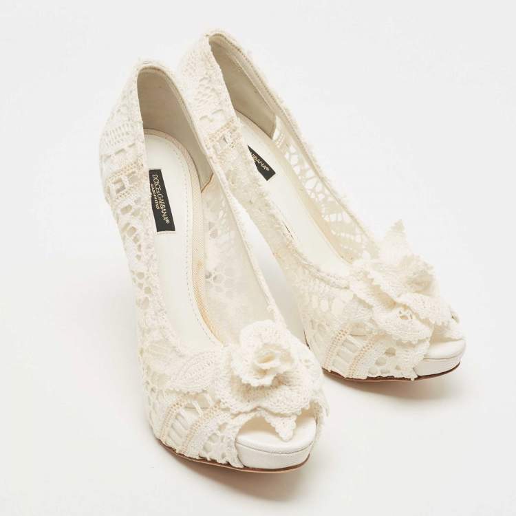 Pre Owned Dolce & Gabbana Off White Lace Rose Detail Peep Toe Pumps Size 39