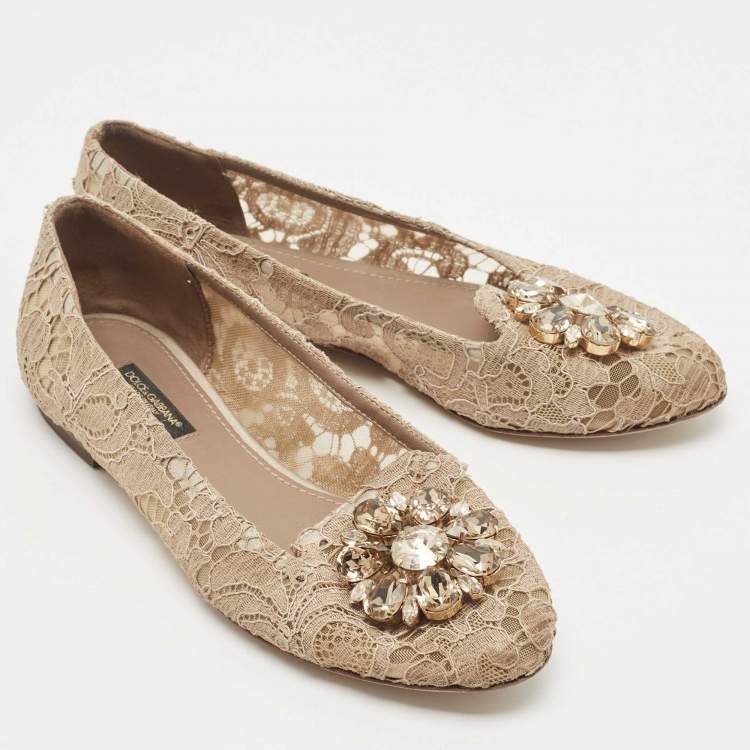 Pre Owned Dolce & Gabbana Beige Lace Taormina Crystal Embellished Ballet Flats Size 36