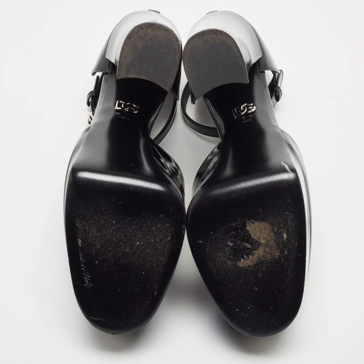 Pre Owned Dolce & Gabbana Black Patent Leather Logo Plaque Platfrom Pumps Size 39.5