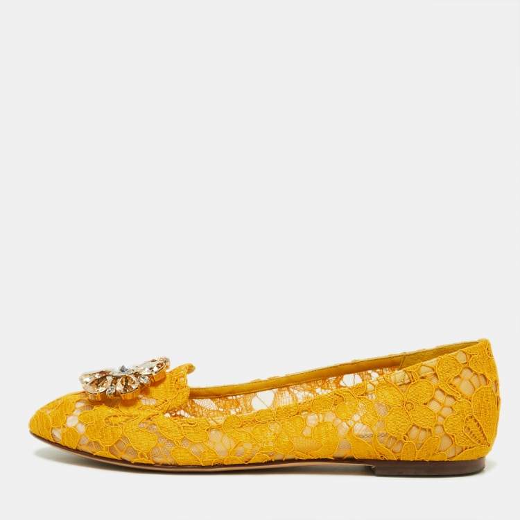 مملوكة مسبقًا Dolce & Gabbana Yellow Lace Crystal Embellished Taormina Ballet Flats Size 39