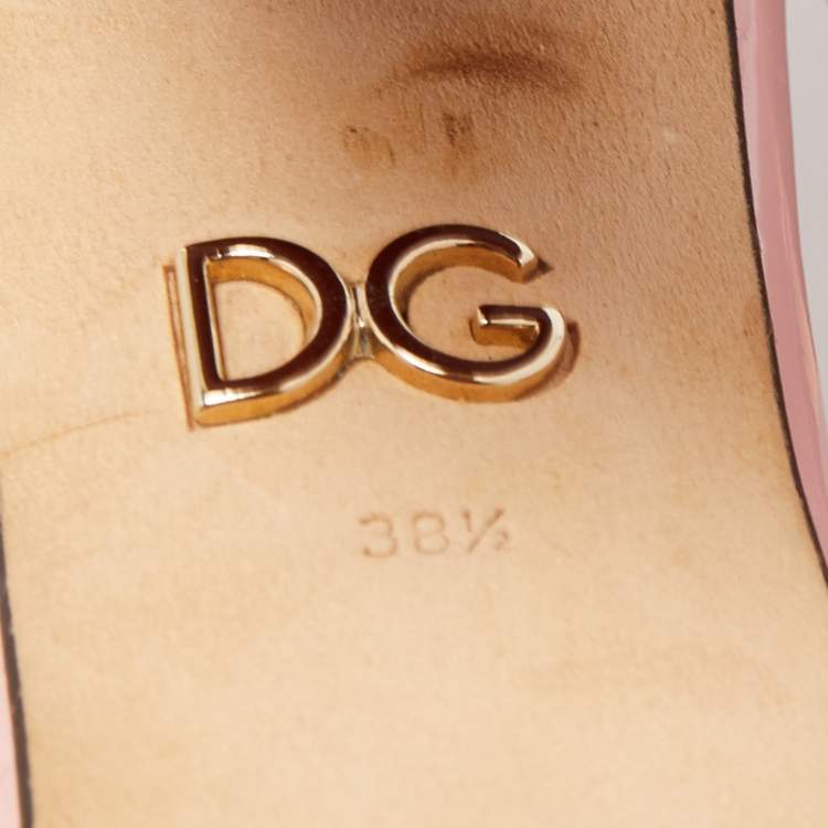 Pre Owned Dolce & Gabbana Two Tone Leather and Raffia DG Heart Ankle Strap Sandals Size 38.5
