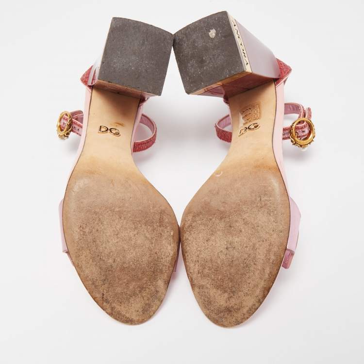 Pre Owned Dolce & Gabbana Two Tone Leather and Raffia DG Heart Ankle Strap Sandals Size 38.5