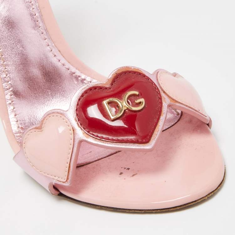 Pre Owned Dolce & Gabbana Two Tone Leather and Raffia DG Heart Ankle Strap Sandals Size 38.5