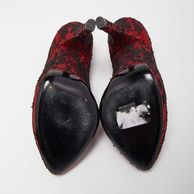 Pre Owned Dolce & Gabbana Red/Black Satin and Lace Pumps Size 38