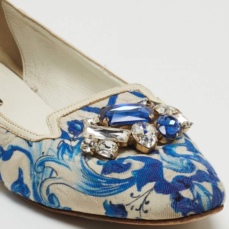 Pre Owned Dolce & Gabbana White/Blue Printed Fabric Crystal Embellished Ballet Flats Size 39