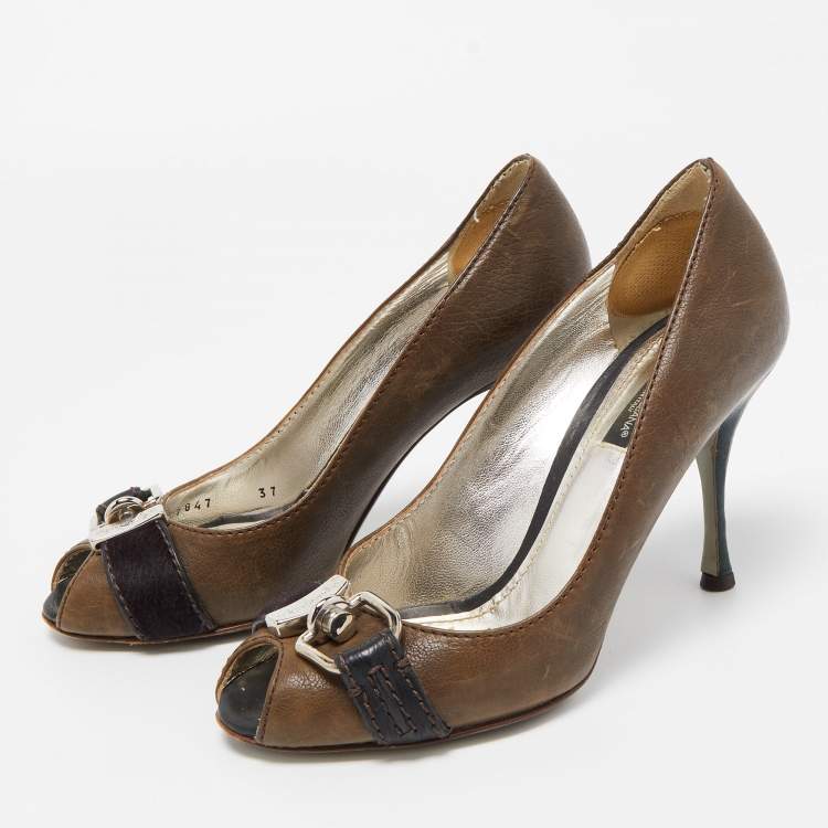 Pre Owned Dolce & Gabbana Olive Green Leather Buckle Strap Peep Toe Pumps Size 37