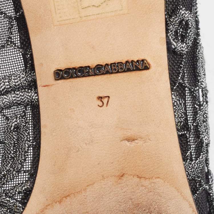 Pre Owned Dolce & Gabbana Silver/Black Lace Bellucci Crystal Embellished Kitten Heel Pumps Size 37