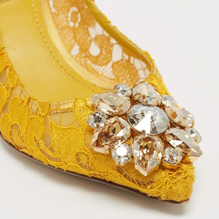 Pre Owned Dolce & Gabbana Yellow Lace Bellucci Pumps Size 36