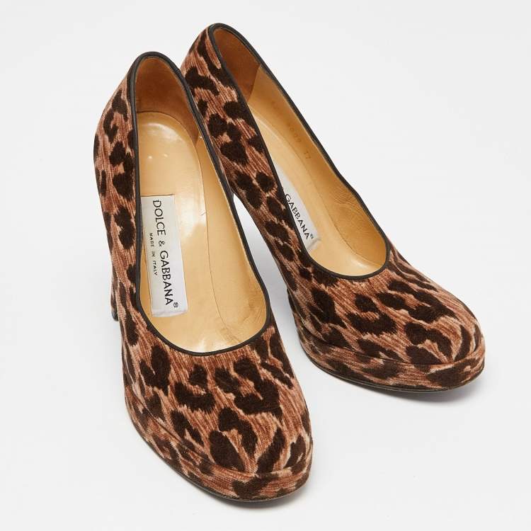 مملوكة مسبقًا Dolce and Gabbana Brown Leopard Print Velvet Block Heel Pumps Size 37