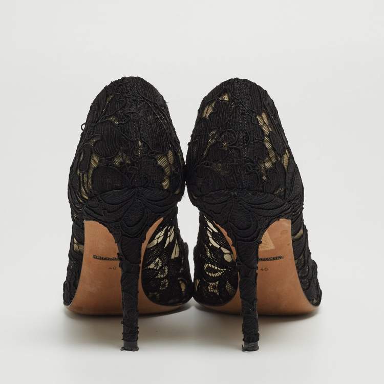 Pre Owned Dolce & Gabbana Black Lace Bellucci Pumps Size 40 