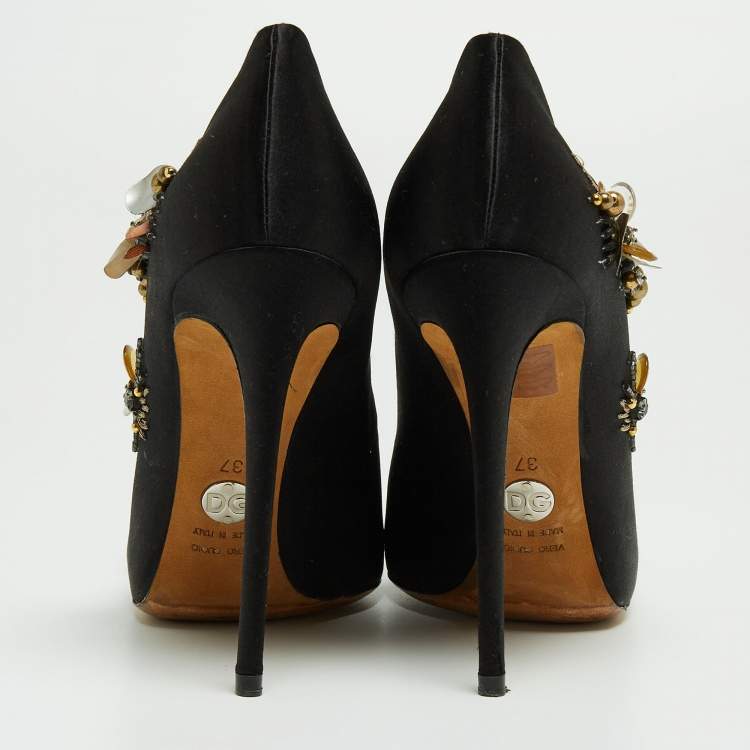 Pre Owned Dolce & Gabbana Black Satin Embellished Pumps Size 37