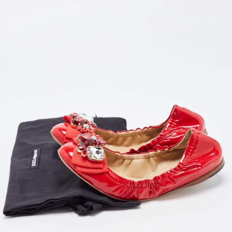 Pre Owned Dolce & Gabbana Red Patent Leather Crystal Embellished Bow Scrunch Ballet Flats Size 37