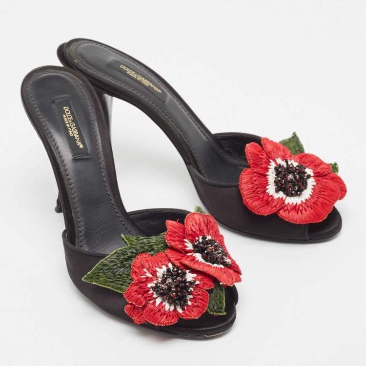 Pre Owned Dolce & Gabbana Black Satin Floral Applique Slide Sandals Size 37.5