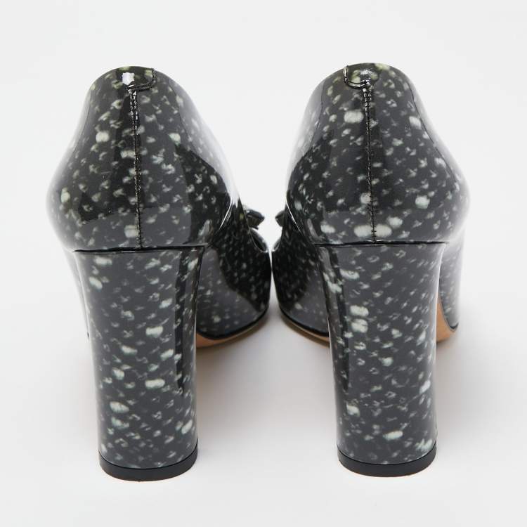 Pre Owned Dolce & Gabbana Grey Patent Crystal Embellishments Pumps Size 37