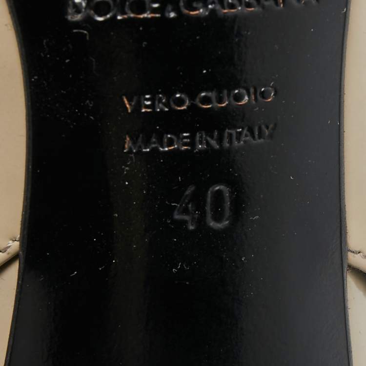 مملوكة مسبقًا Dolce & Gabbana Grey/Black Patent Bow Detail Pointed Toe Slingback Pumps Size 40