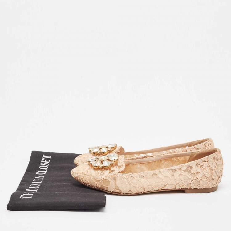 Pre Owned Dolce & Gabbana Blush Pink Lace Crystal Embellished Ballet Flats Size 37.5
