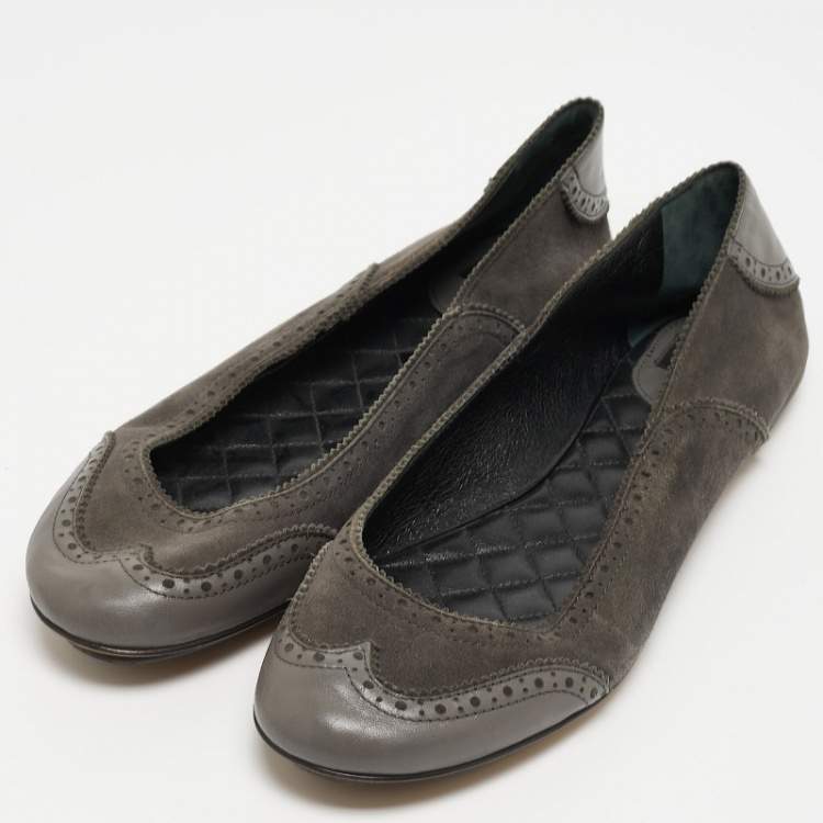 Pre Owned Dolce & Gabbana Grey Leather and Suede Ballet Flats Size 40