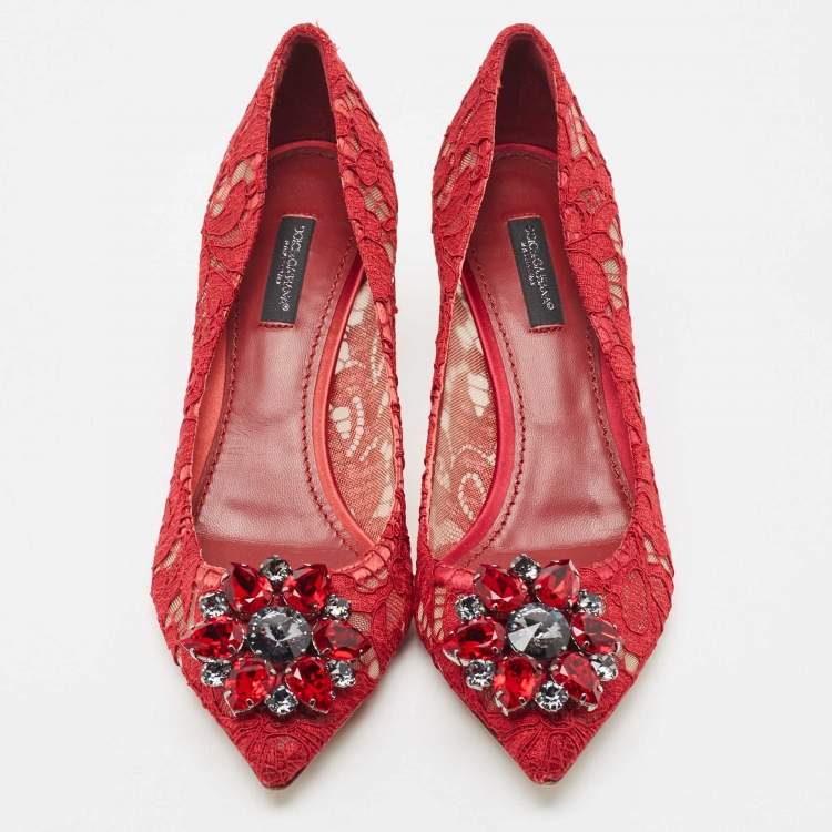 مملوكة مسبقًا Dolce & Gabbana Red Mesh and Lace Crystal Embellished Belluci Pumps Size 37.5