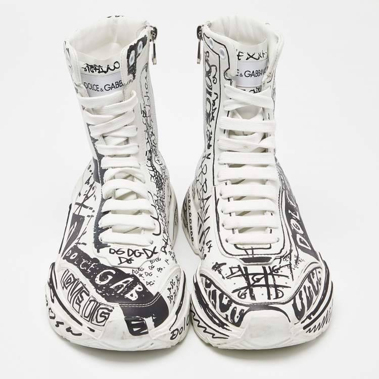 Pre Owned Dolce & Gabbana White/Black Graffiti Print Leather Daymaster Sneakers Size 39