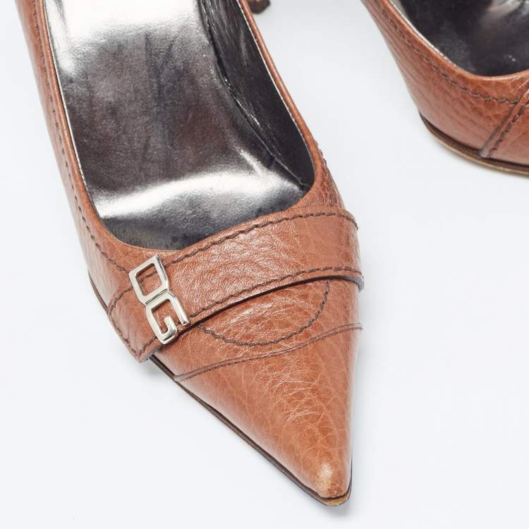 Pre Owned Dolce & Gabbana Brown Leather DG Buckle Detail Pointed Toe Pumps Size 38