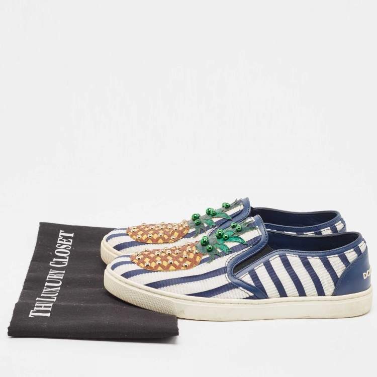 مملوكة مسبقًا Dolce & Gabbana White/Navy Blue Canvas and Fabric Low Top Sneakers Size 37.5 