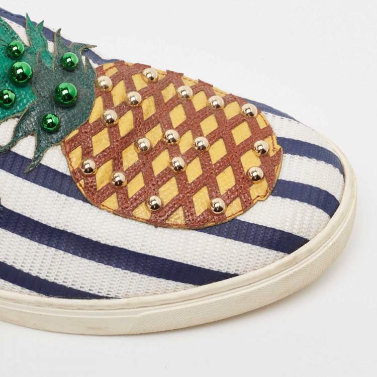 مملوكة مسبقًا Dolce & Gabbana White/Navy Blue Canvas and Fabric Low Top Sneakers Size 37.5 