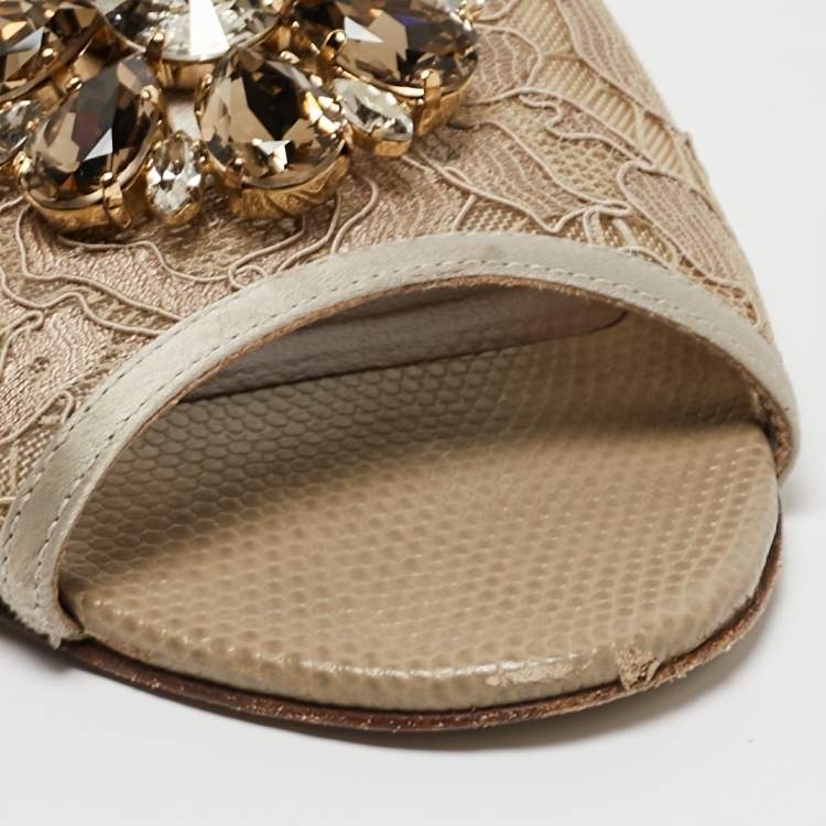 مملوكة مسبقًا Dolce & Gabbana Silver/Beige Lace and Mesh Flat Slides Size 39.5