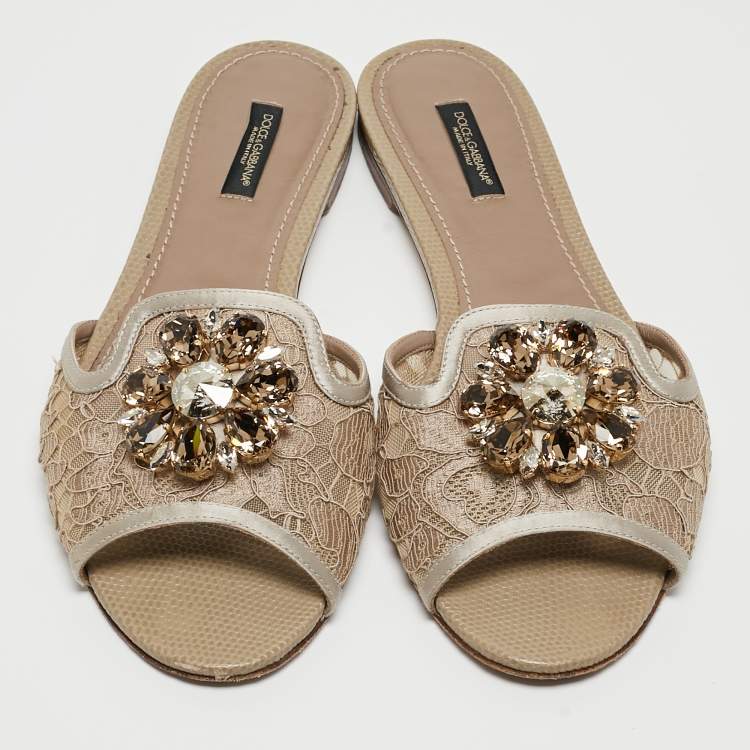 مملوكة مسبقًا Dolce & Gabbana Silver/Beige Lace and Mesh Flat Slides Size 39.5
