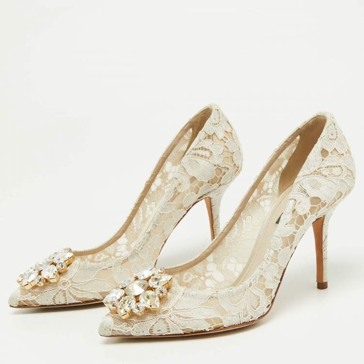 مملوكة مسبقًا Dolce & Gabbana Off White Lace and Mesh Bellucci Pumps Size 37