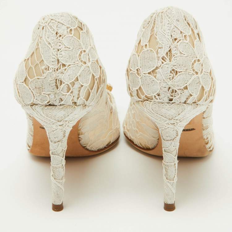 مملوكة مسبقًا Dolce & Gabbana Off White Lace and Mesh Bellucci Pumps Size 37
