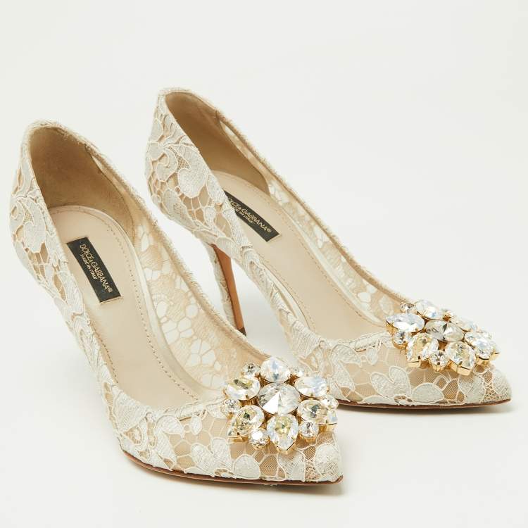 مملوكة مسبقًا Dolce & Gabbana Off White Lace and Mesh Bellucci Pumps Size 37