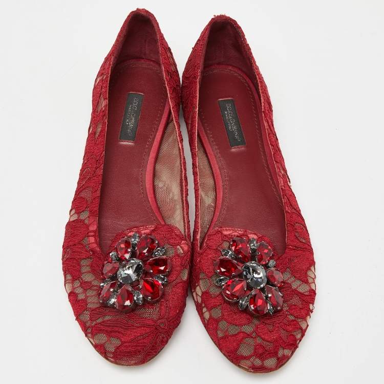 Pre Owned Dolce & Gabbana Red Lace Crystal Embellished Taormina Ballet Flats Size 38