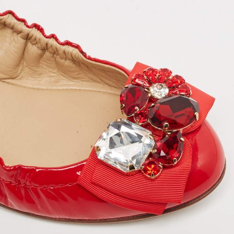 Pre Owned Dolce & Gabbana Red Patent Crystal Embellished Bow Scrunch Ballet Flats Size 37
