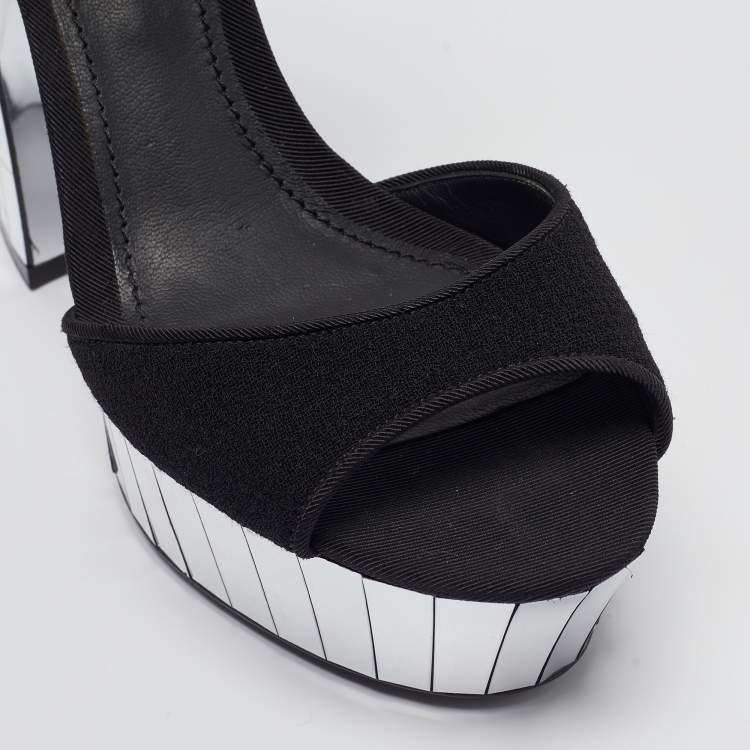 مملوكة مسبقًا Dolce & Gabbana Black Fabric Mirror Belluci Platform Sandals Size 38.5