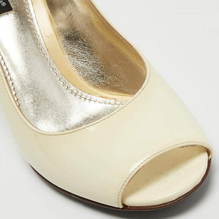 Pre Owned Dolce & Gabbana Cream Patent Leather Open Toe Pumps Size 37.5