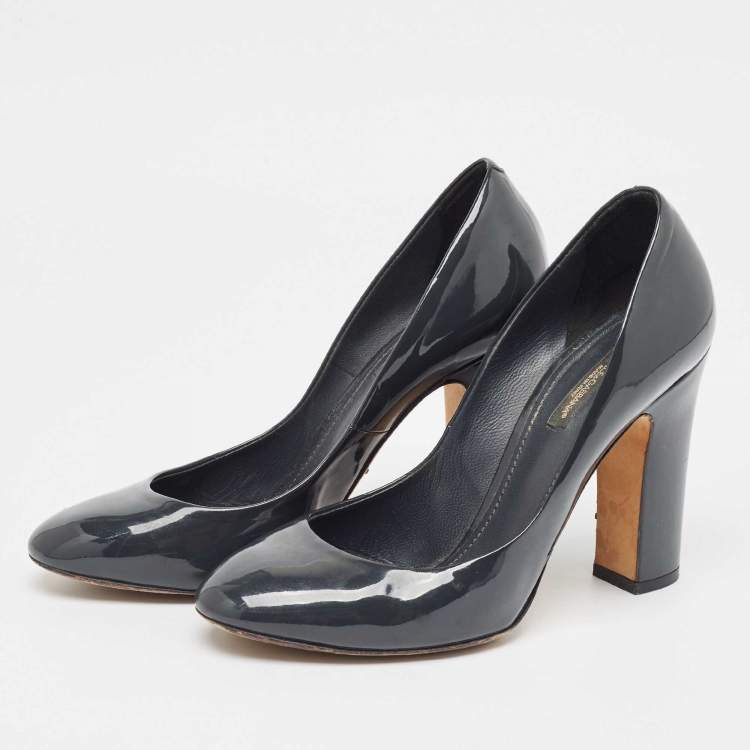 Pre Owned Dolce & Gabbana Dark Grey Patent Leather Round Toe Pumps Size 38.5
