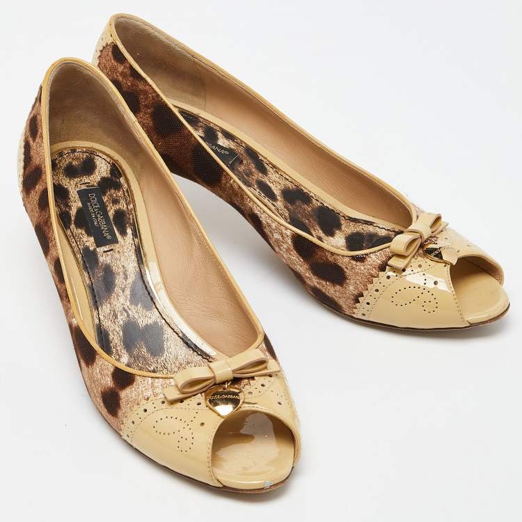 Pre Owned Dolce & Gabbana Brown Leopard Print Canvas Patent Leather Peep Toe Pumps Size 39