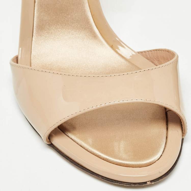 Pre Owned Dolce & Gabbana Beige Patent Leather Ankle Strap Sandals Size 36  