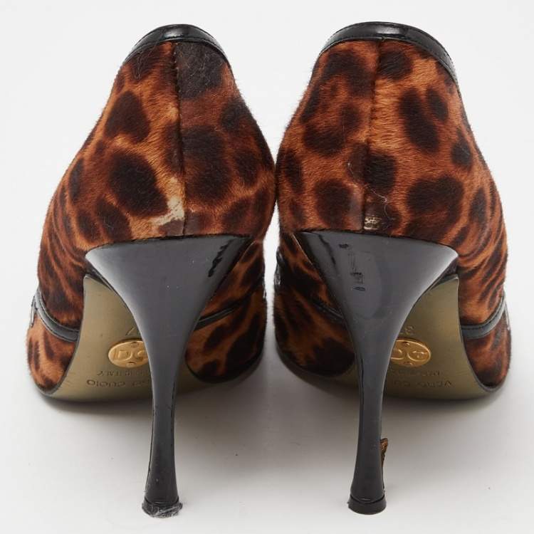 Pre Owned Dolce & Gabbana Brown Calf Hair and Patent Leather Pointed Toe Pumps Size 37