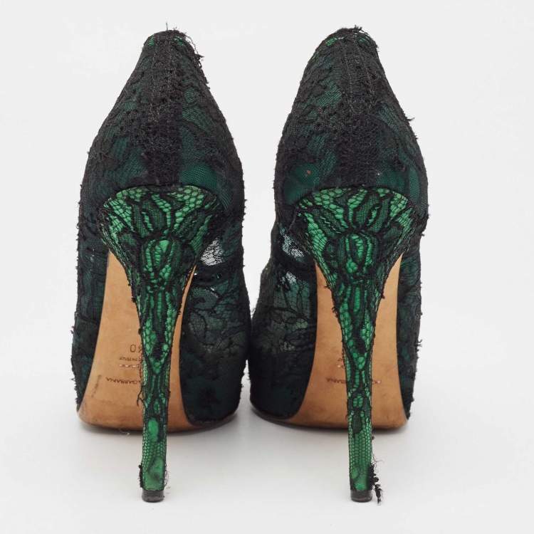 Pre Owned Dolce & Gabbana Black/Green Lace and Satin Peep Toe Platform Pumps Size 40