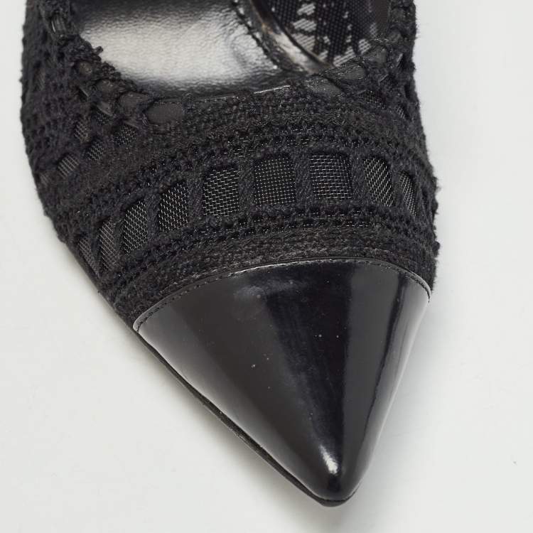 مملوكة مسبقًا Dolce & Gabbana Black Lace And Leather Crochet Pointed Toe Pumps Size 39