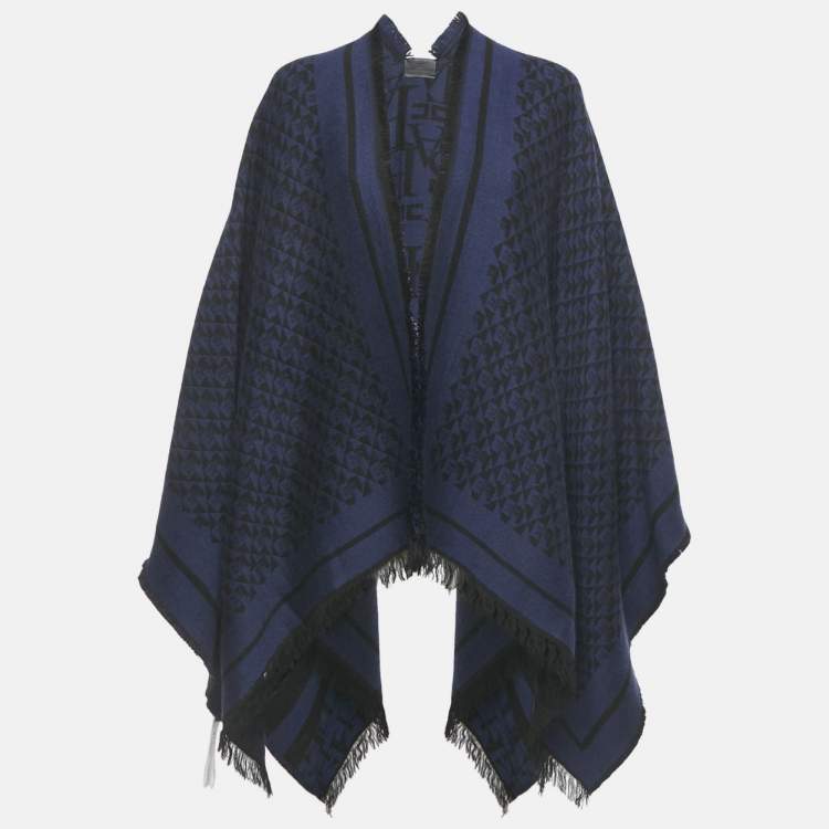 Pre Owned Elisabetta Franchi Black /Blue Lettering Intarsia Wool Blend Fringed Cape One Size   