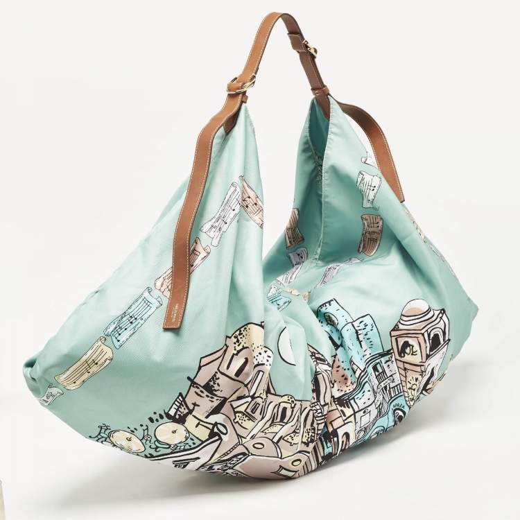 Pre Owned Emilio Pucci Green Piazzetta Satin and Leather Carre Hobo