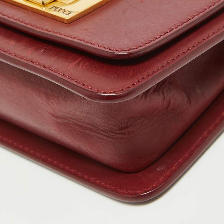 مملوكة مسبقًا Emilio Pucci Burgundy Leather Trunlock Flap Crossbody Bag